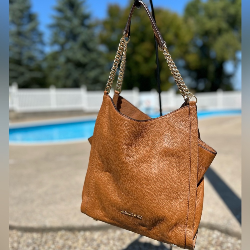 Leather Michael Kors purse